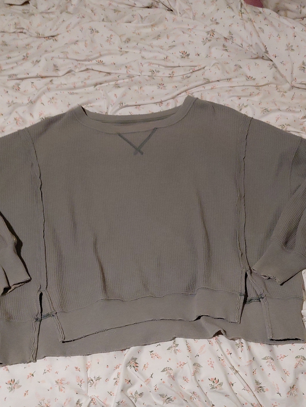 American Eagle Outfitters Olive Gray Waffle Crewneck Sweatshirt
